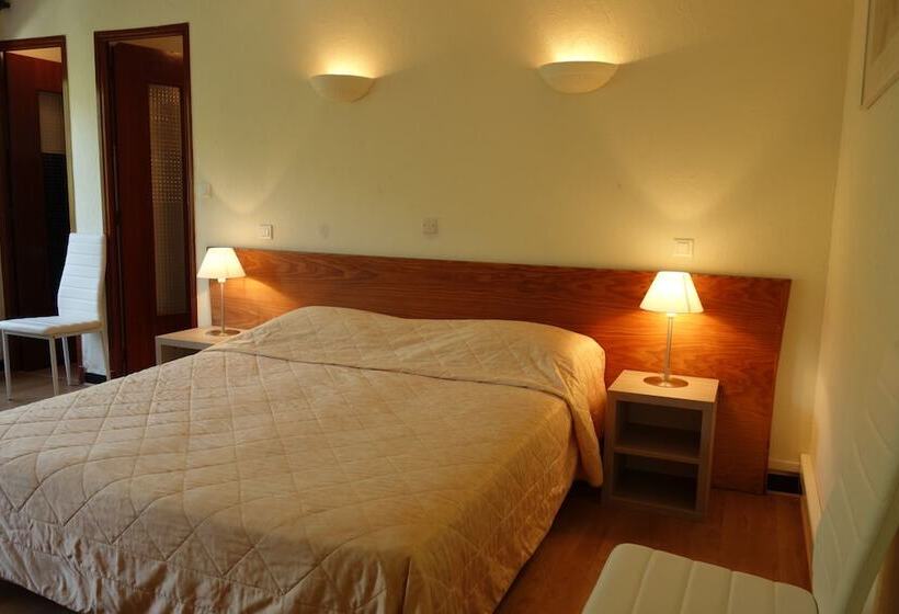 패밀리 룸, Le Préjoly