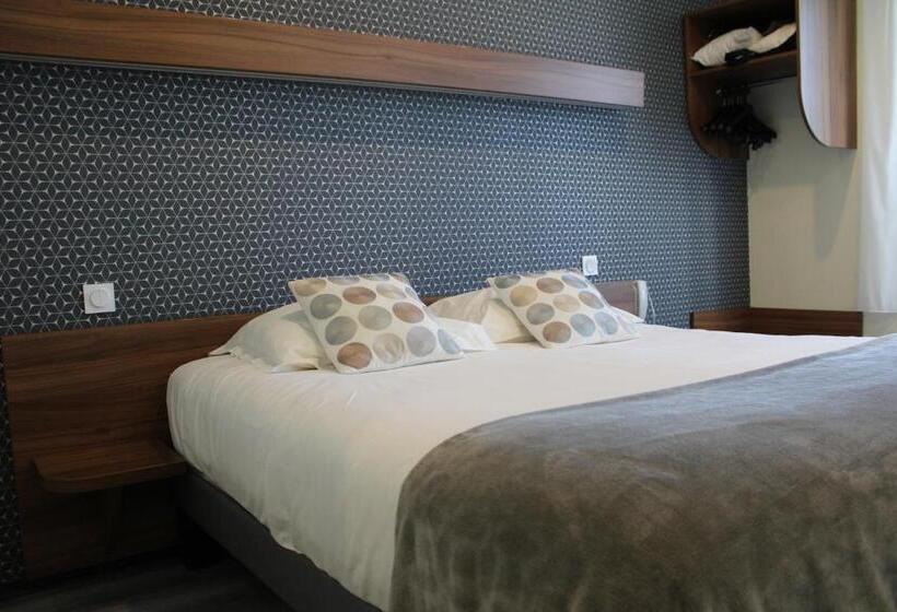 חדר סופריור נוף לגינה, Restaurant Le Sainte Mere