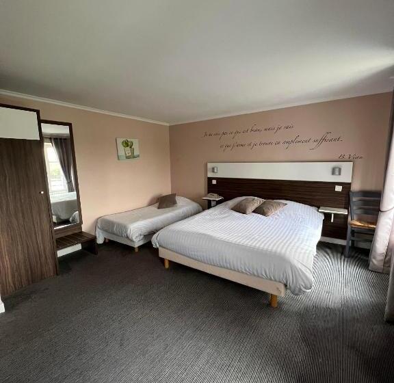 标准三人间, Logis Hôtel & Restaurant   Les Bords De Seine