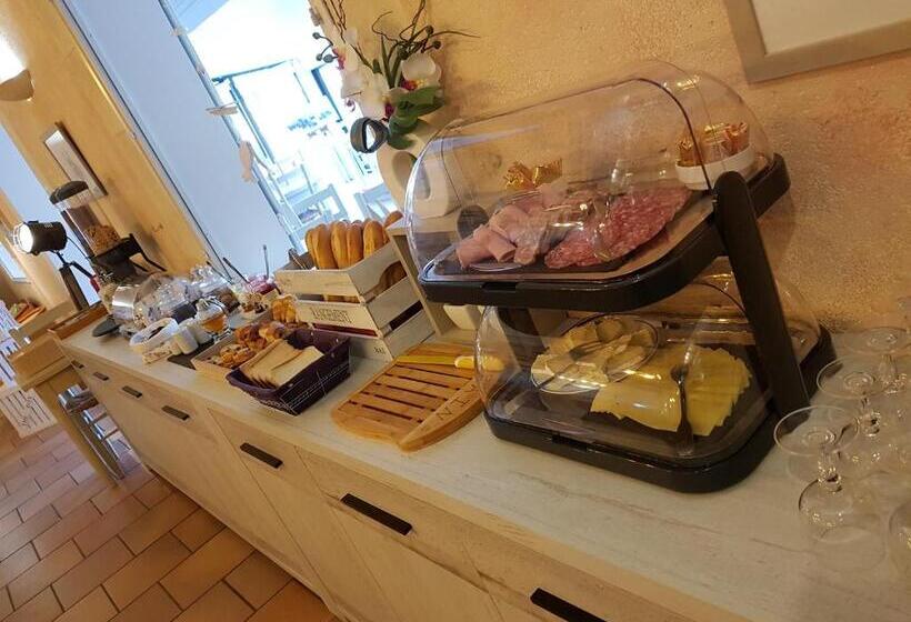 带2个卧室的公寓, Logis Le Nid Du Pont De Gau