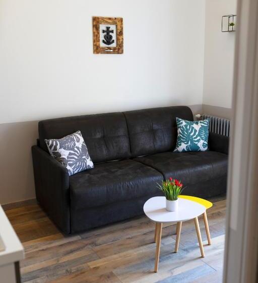 带2个卧室的公寓, Logis Le Nid Du Pont De Gau