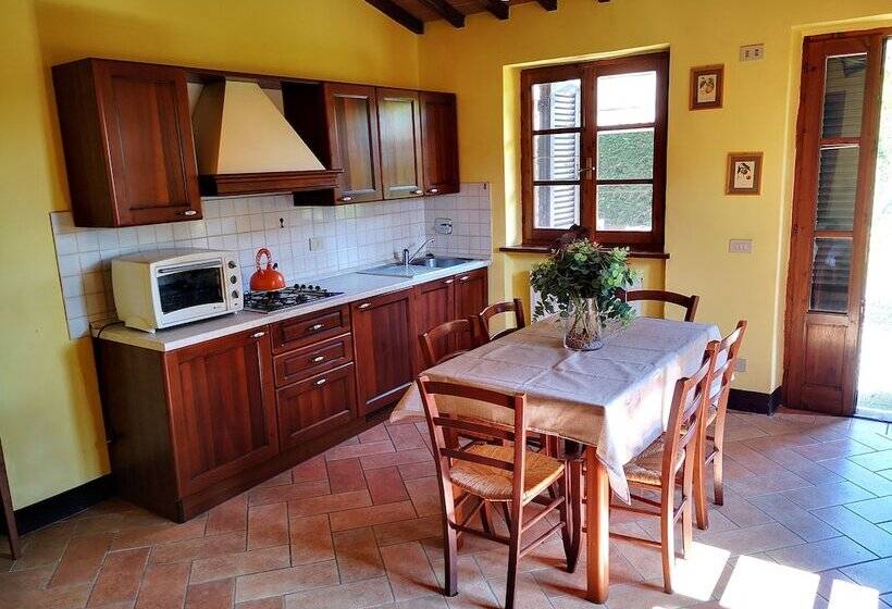 침실 3개 아파트, Agriturismo Grecinella