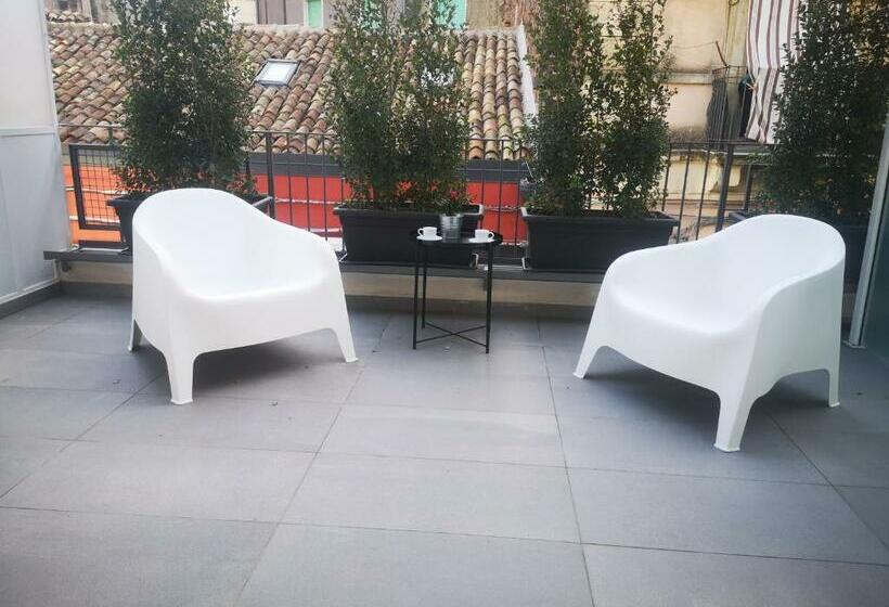 اتاق استاندارد با تراس, Armisi B&b