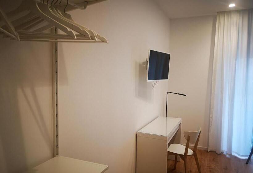 غرفة قياسية مزوَّدة بتراس, Armisi B&b