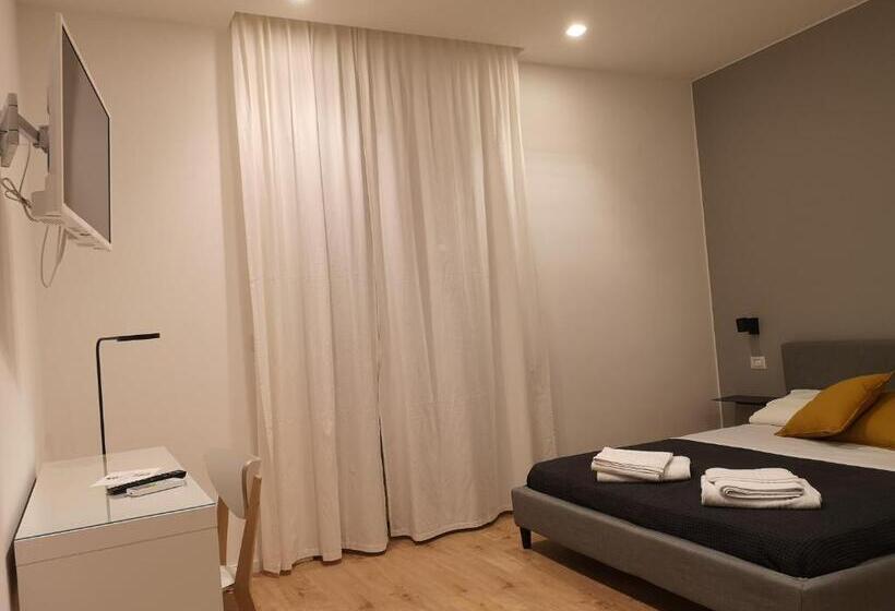 غرفة قياسية مزوَّدة بتراس, Armisi B&b