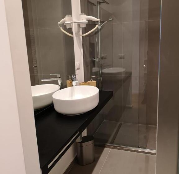 اتاق استاندارد با تراس, Armisi B&b