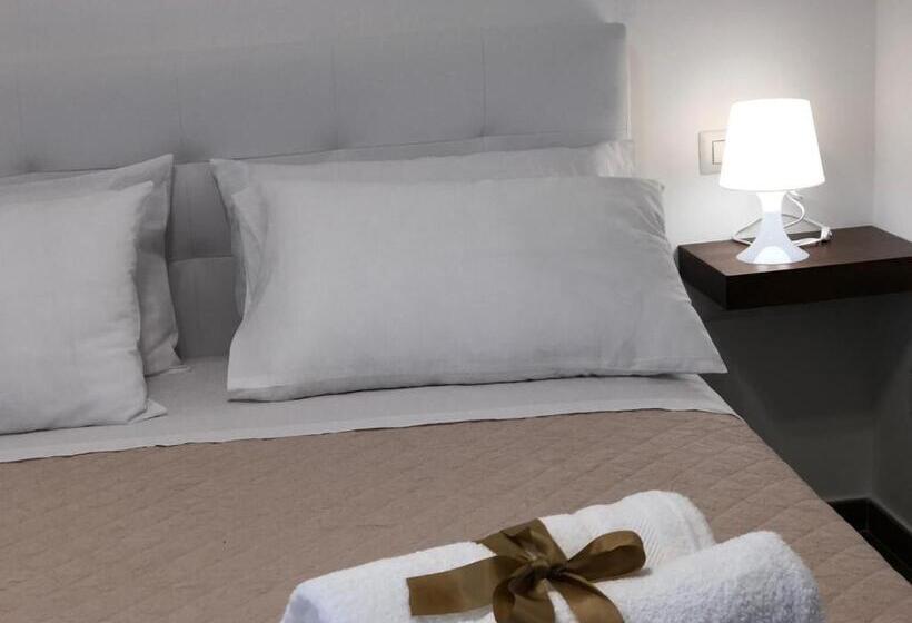 Номер Deluxe с Балконом, B&b La Melagrana