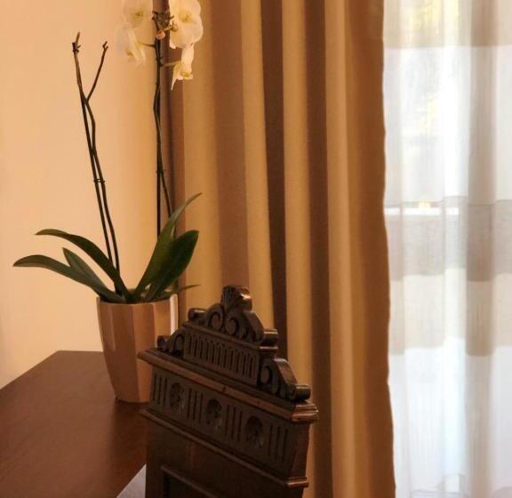 Номер Deluxe с Балконом, B&b La Melagrana