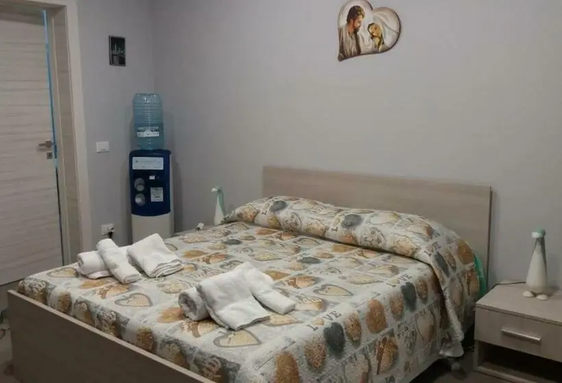 اتاق راحتی سه تخته, B&b San Francesco Di Paola