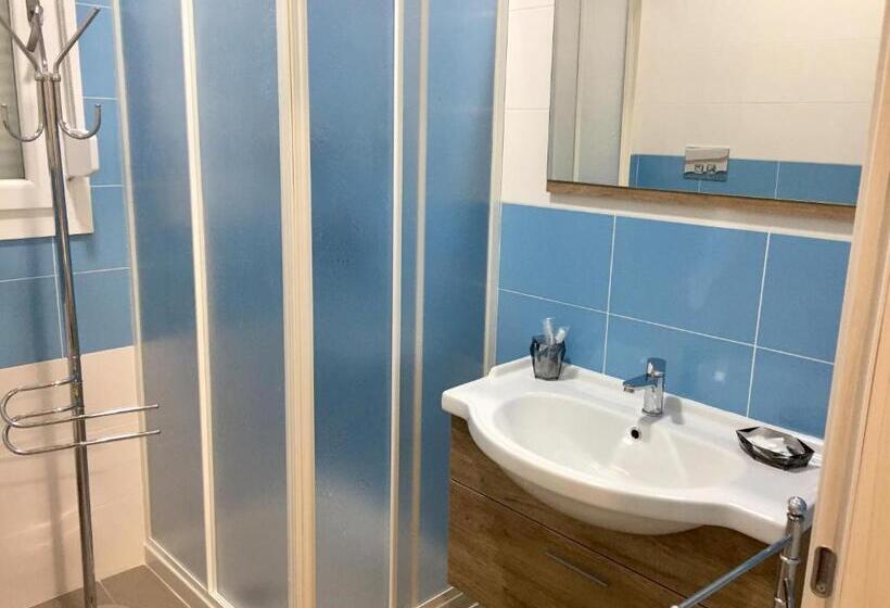 غرفة كومفورت ثلاثية, B&b San Francesco Di Paola