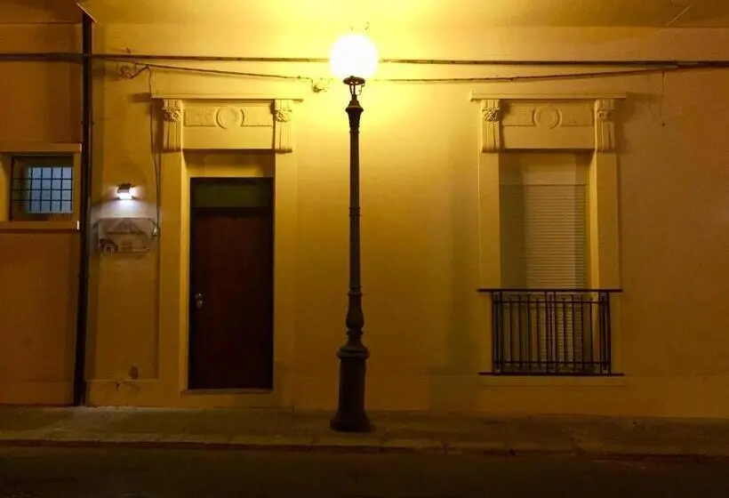 اتاق لوکس چهار تخته, B&b San Francesco Di Paola