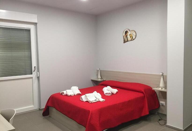 اتاق لوکس چهار تخته, B&b San Francesco Di Paola