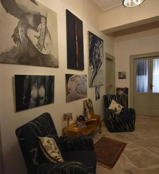 バス共有のスタンダードルーム, A Casa Dell'artista Viki
