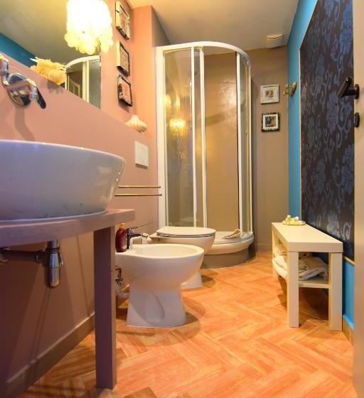 חדר סטנדרט, A Casa Dell'artista Viki