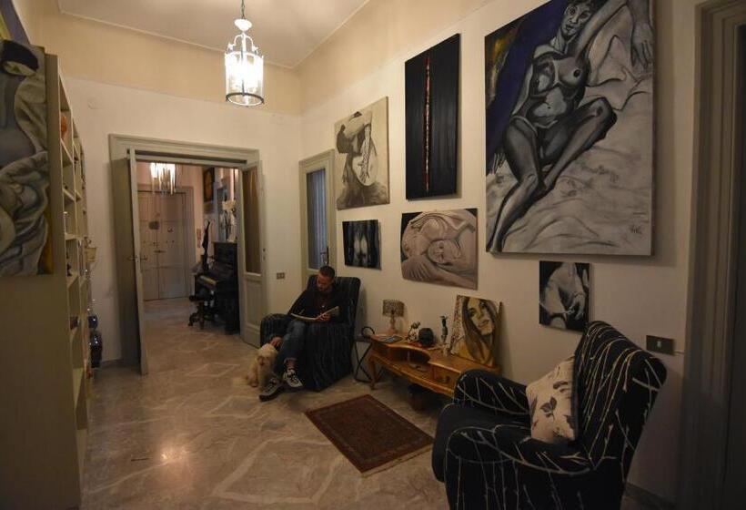 חדר סטנדרט חדר אמבטיה משותף, A Casa Dell'artista Viki