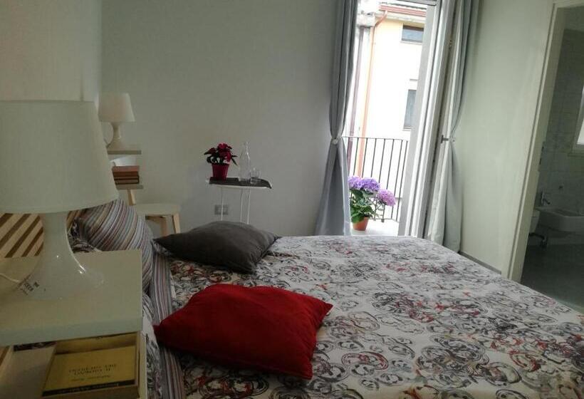 Номер Стандарт с Балконом, Adagiostay