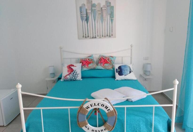 豪华三人间, Coast To Coast Salento Sea Rooms