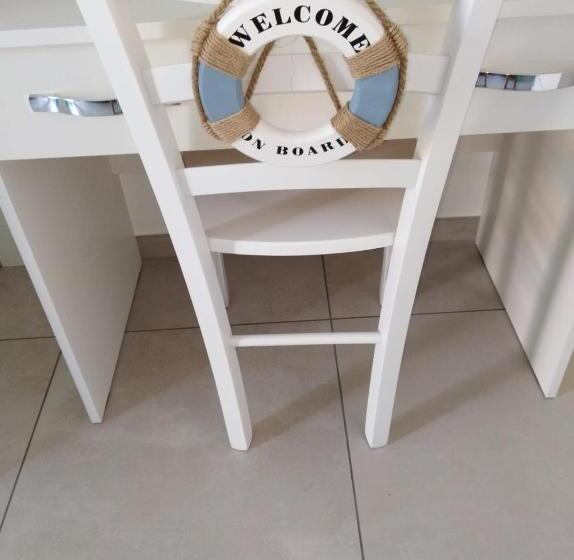 豪华三人间, Coast To Coast Salento Sea Rooms