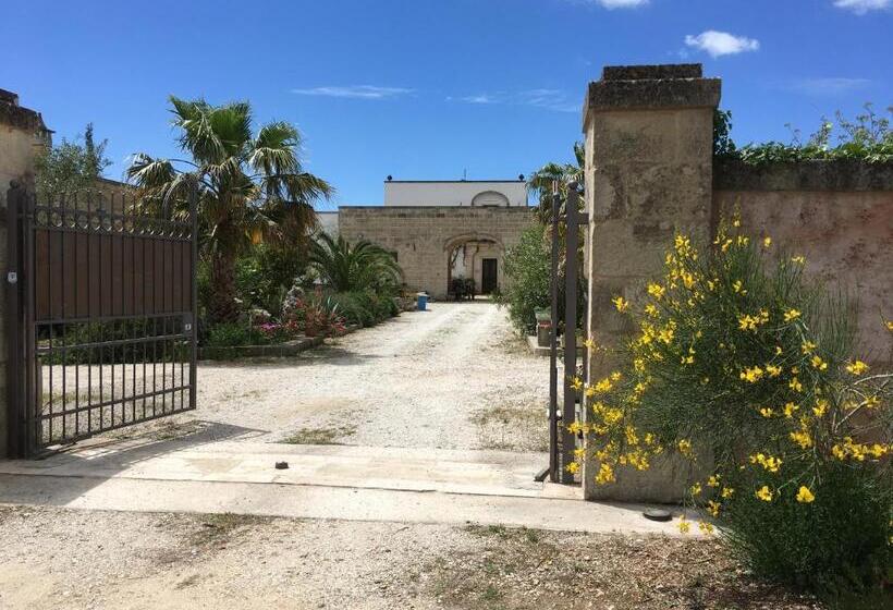 غرفة قياسية, Corte Dei Salentini