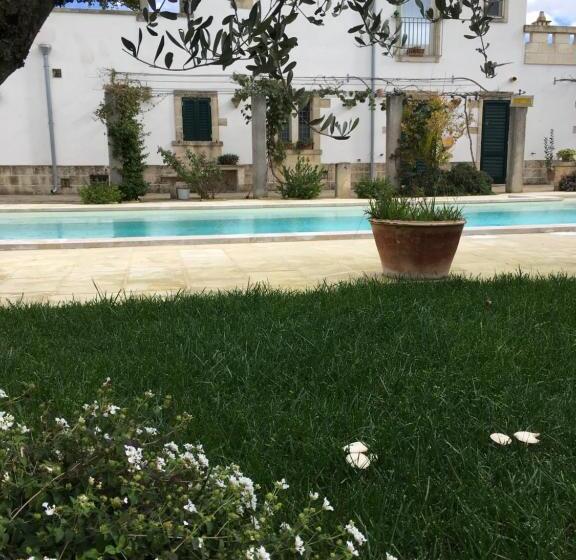 غرفة قياسية, Corte Dei Salentini