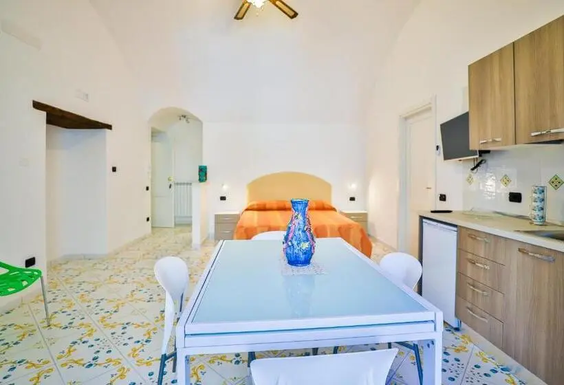 Deluxe-huone, Della Monica Rooms