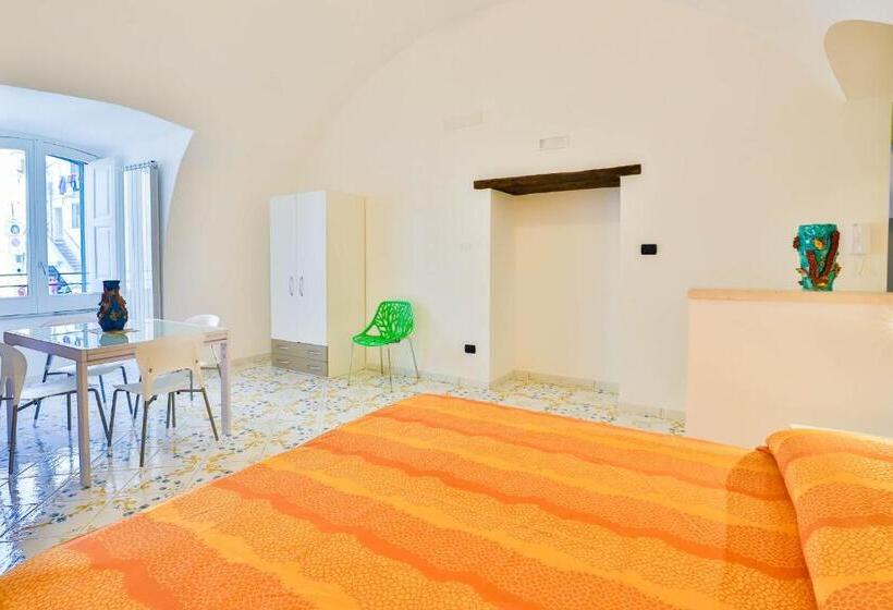 غرفة ديلوكس, Della Monica Rooms