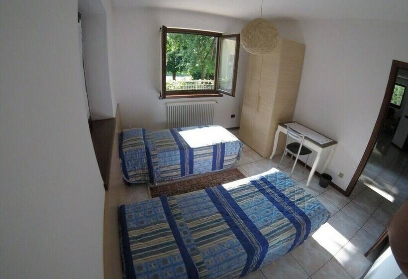 غرفة قياسية, B&b Carunei