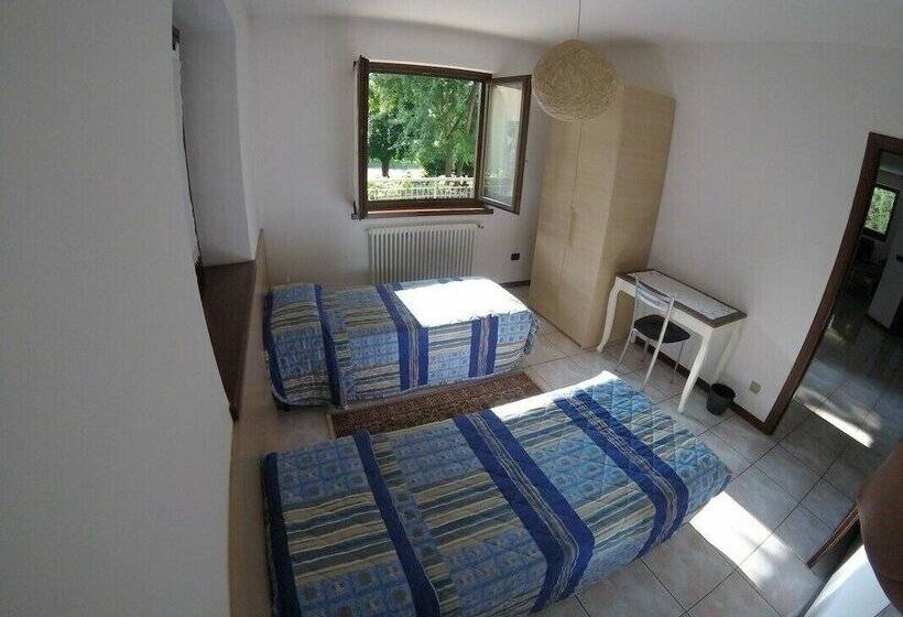 غرفة قياسية, B&b Carunei