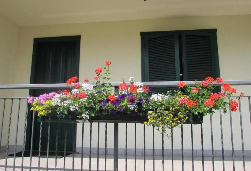 Standard room with outdoor bath, B&b Carunei