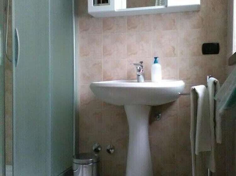 Номер Стандарт, B&b Carunei