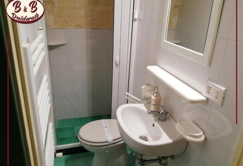 חדר משפחתי, B&b Desiderato