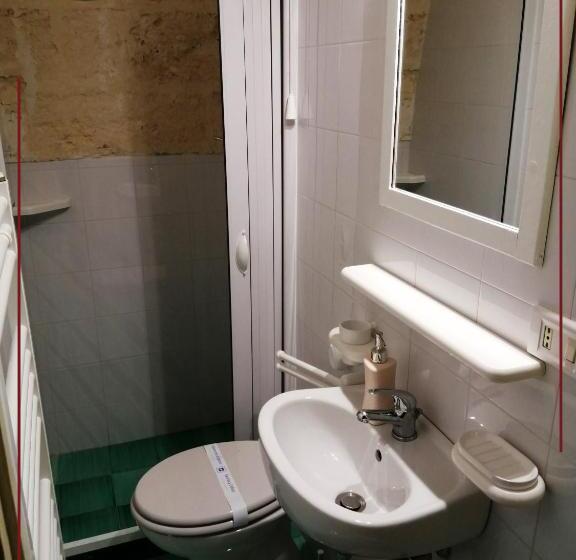 חדר משפחתי, B&b Desiderato