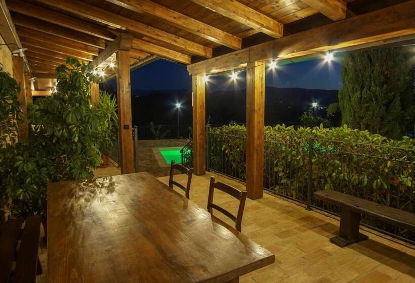 2 Bedrooms Apartment Lake View, Agriturismo Pascucci