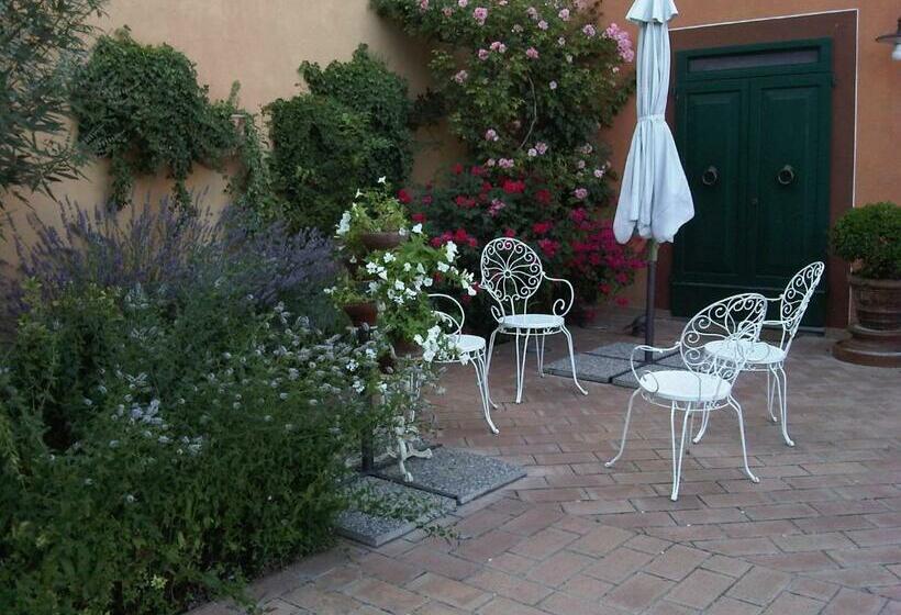 منزل غرفة نوم واحدة, Poggio Montali