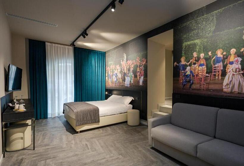 اتاق لوکس, Theatrum Rooms And Suite