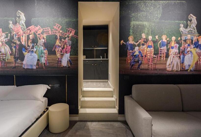 اتاق لوکس, Theatrum Rooms And Suite