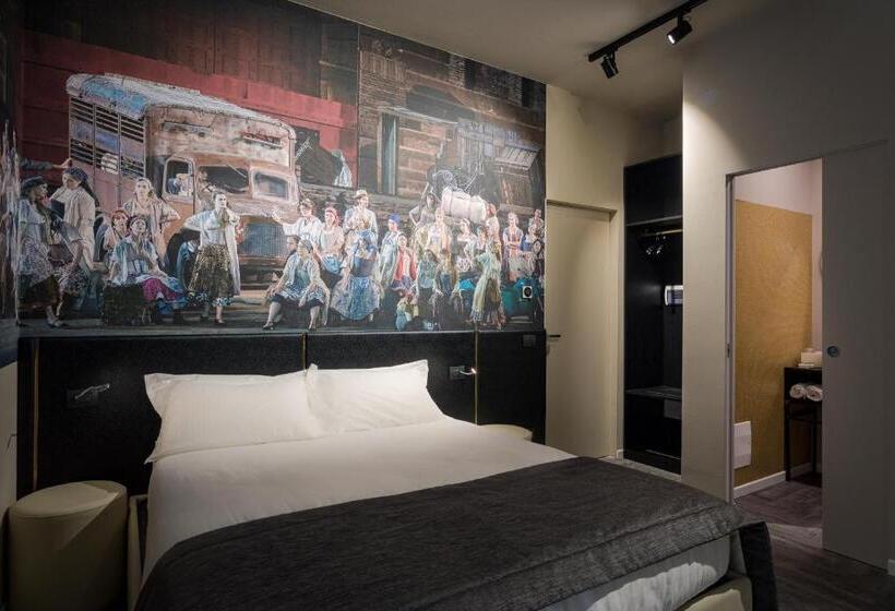 اتاق استاندارد, Theatrum Rooms And Suite