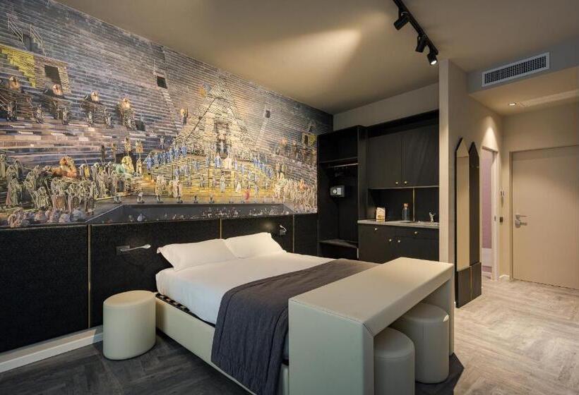 اتاق لوکس, Theatrum Rooms And Suite