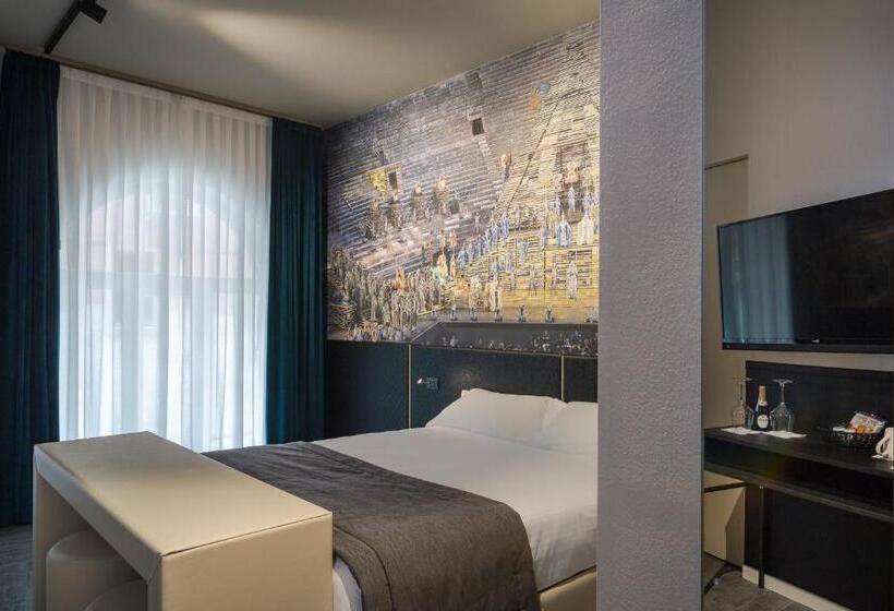 اتاق لوکس, Theatrum Rooms And Suite