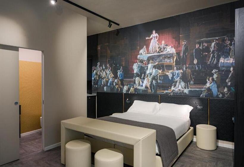 اتاق لوکس, Theatrum Rooms And Suite