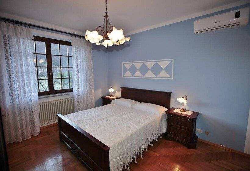 标准间, B&b Azalea