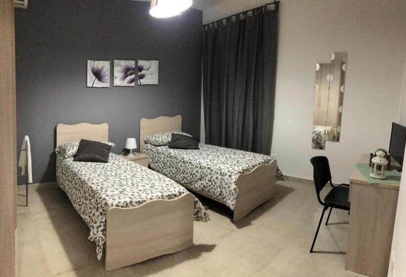 スタンダードトリプルルーム, B&b La Casa Di Violetta