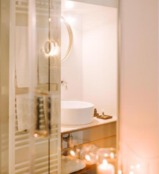 Люкс Кровать Кинг, Suite1212  Pirrelli