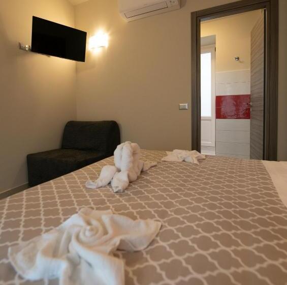 Номер Deluxe Кровать Кинг, La Madonnina