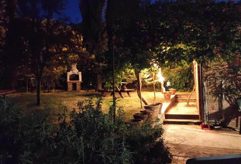 فيلا غرفة نوم واحدة, La Pineta