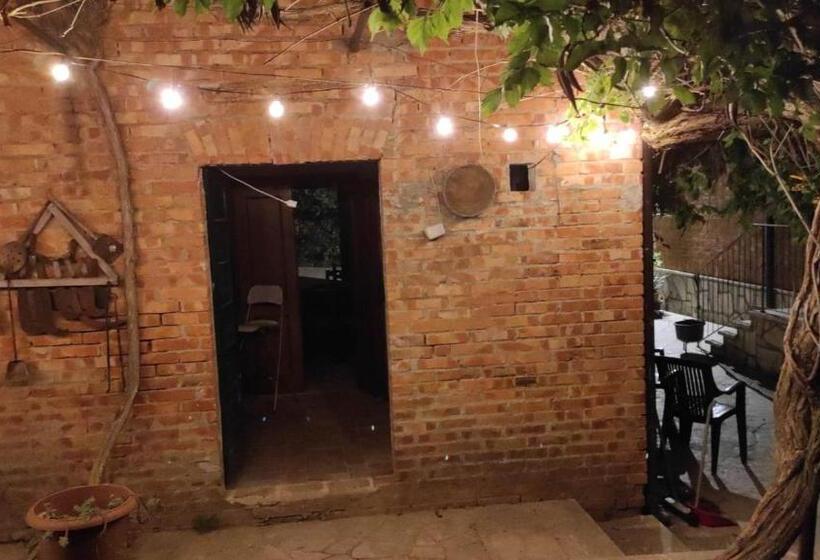 فيلا غرفة نوم واحدة, La Pineta