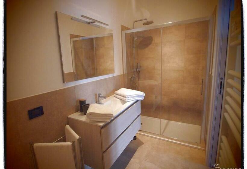 غرفة قياسية مزوَّدة بشُرفة, B&b Susanna