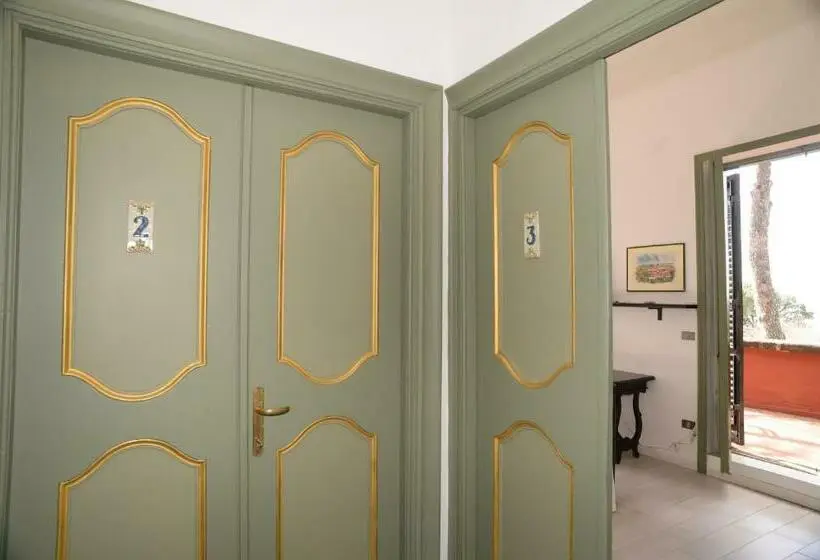 オーシャンビュースタンダードルームバルコニー付き, Vigna Dell Agrifoglio   Bed And Breakfast