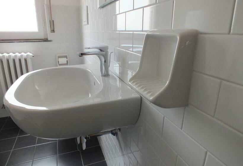 סוויטת ג'וניור, Bellavista Bike Stop