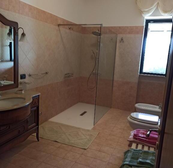 غرفة ديلوكس رباعية, Vacanze Al Minci